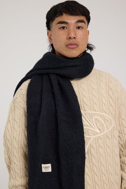 Common Need Oxford Scarf Black