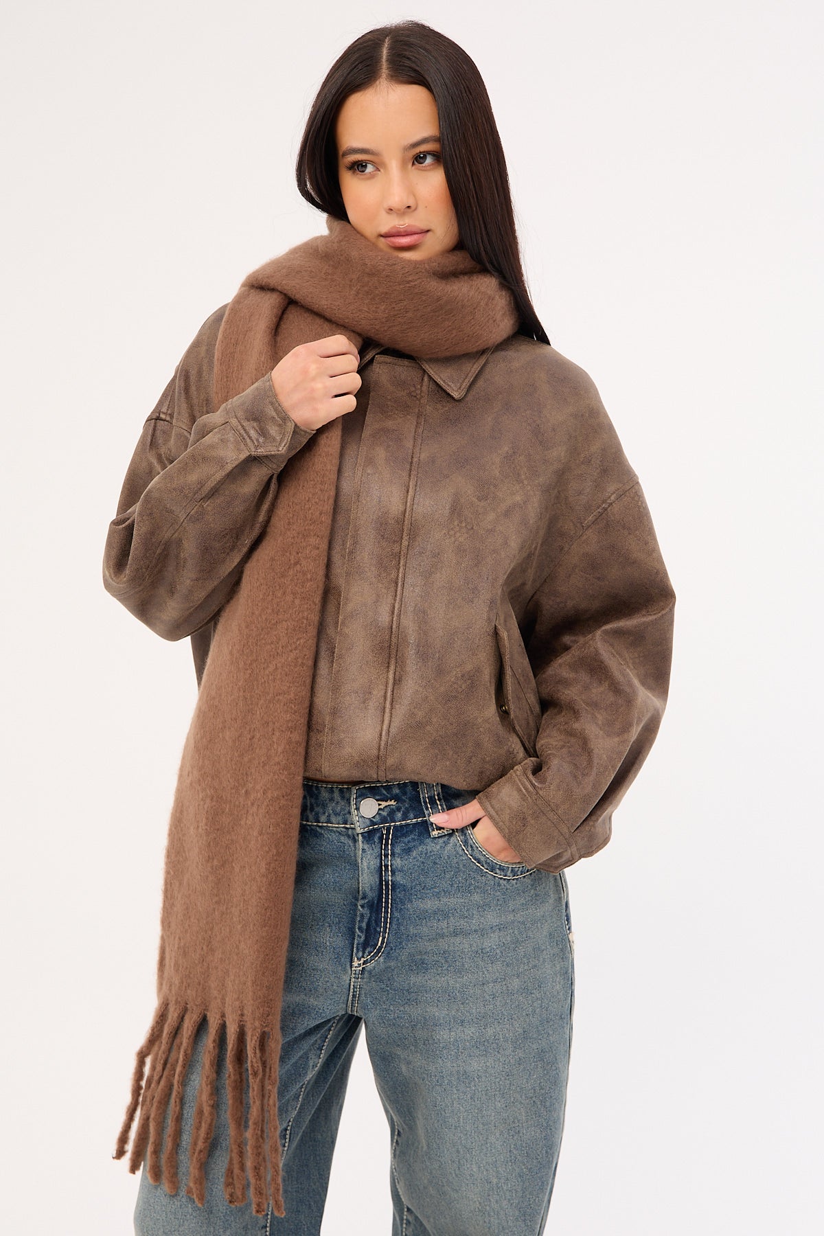 Perfect Stranger PLUSH OVERSIZED KNIT SCARF Brown