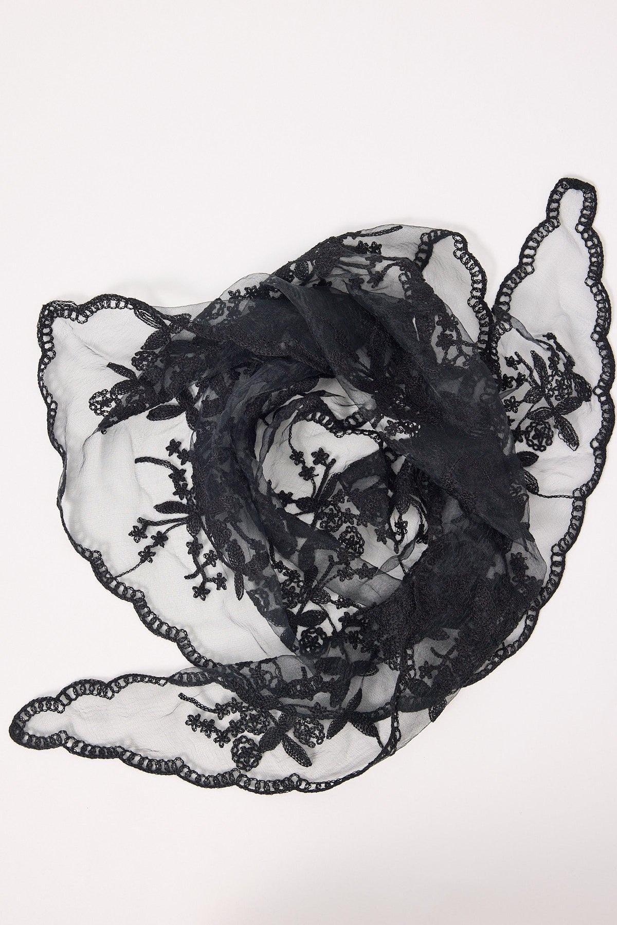 Token Lace Headscarf Black